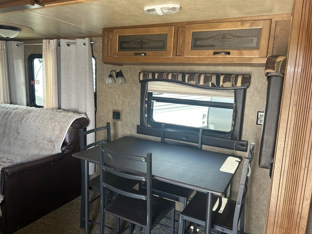 Augusta Rv 28bh 2014 alt