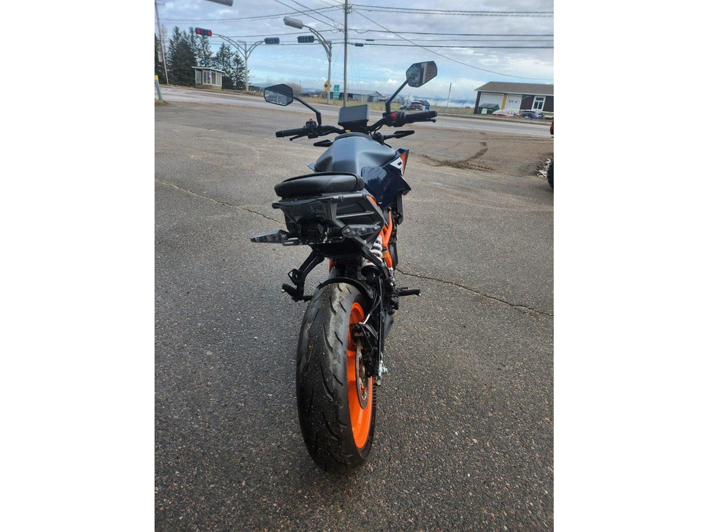 Ktm Ktm Duke 390 2024 alt