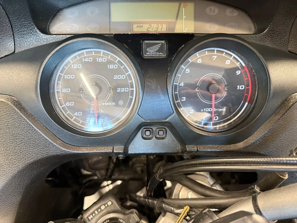 2008 Honda Varadero Xl 1200va - Super Rare Bike alt
