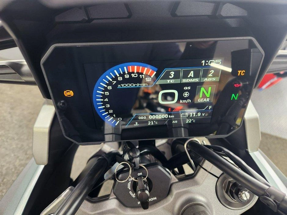 Suzuki V-strom 2026 alt
