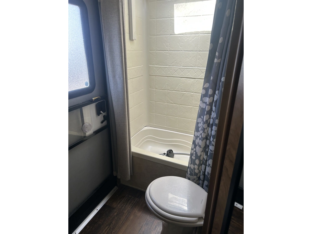 Augusta Rv 28bh 2014 alt