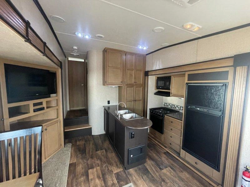 Crossroads Cruiser 25se 2016 alt