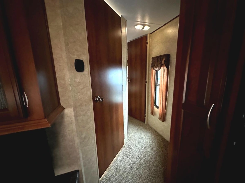 Prime Time Crusader 260rld 2014 alt