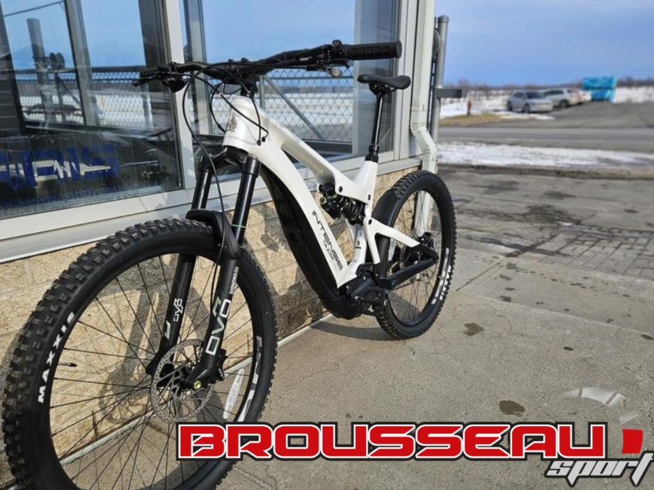 2023 Intense Tazer Mx alt
