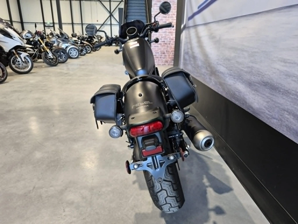 Honda Rebel 300 2022 alt
