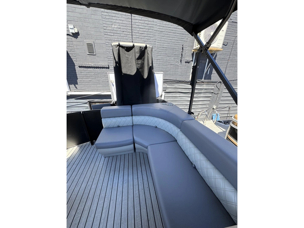 2026 Brimstone 21ft W/ 40 Elpt 4s Merc And Galv Trailer
