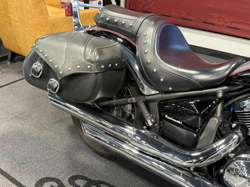 2023 Kawasaki Vulcan 900 Classic Limited alt