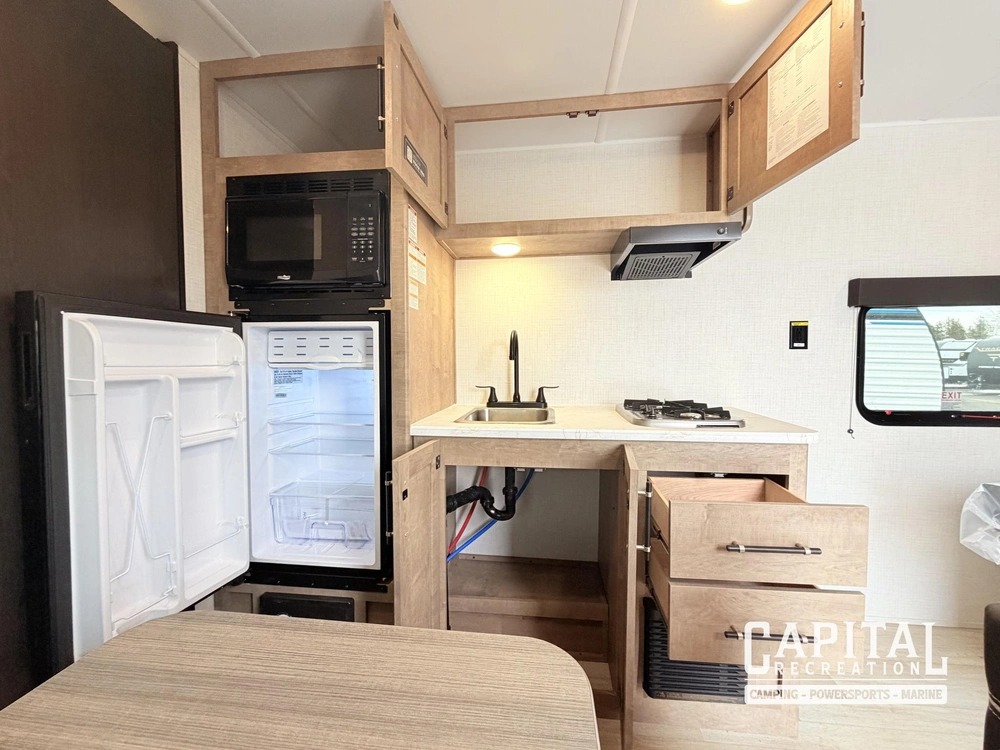 2026 Coachmen Clipper 17fq alt
