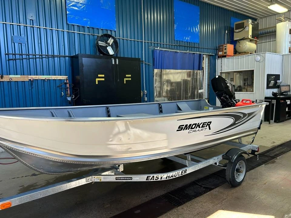 Smokercraft Alaskan 15tl Dlx Split Seat 2025 alt