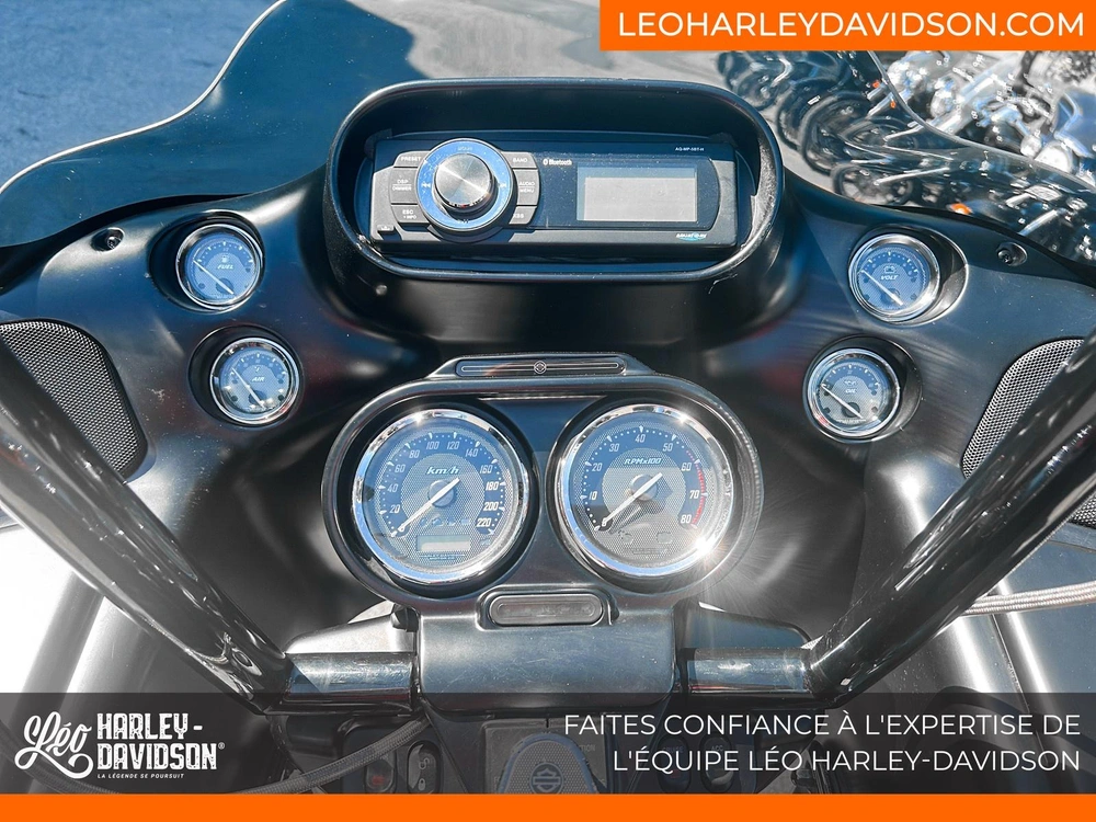 2011 Harley-davidson Fltruse Cvo Road Glide Ultra alt