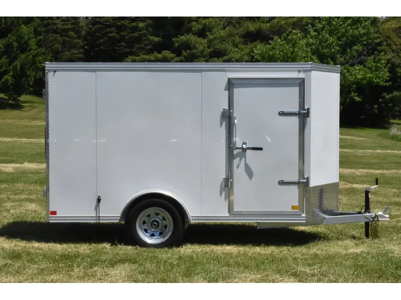 2026 Rhino Galvanized Enclosed 5' X 10' Sa Dd alt