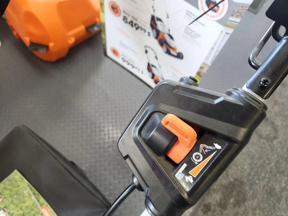 2025 Stihl Rma 510 V Avec Ap 300 Et Chargeur Al-301 alt