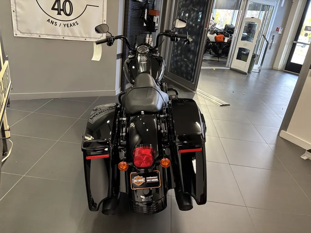 Harley-Davidson FLHRXS Road King SpecialFLHRXS 2025