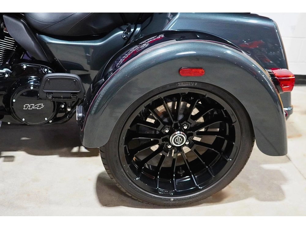2025 Harley-davidson Flhtcutg Tri-glide Ultra alt
