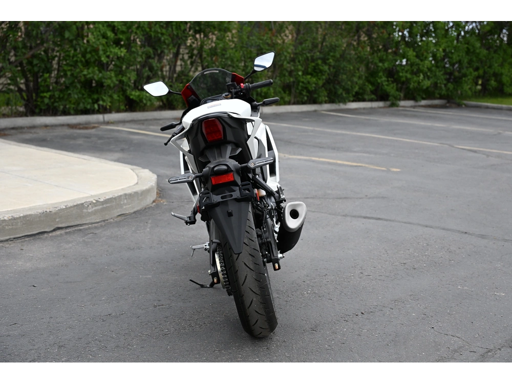 2026 Yamaha Yzf-r3 Abs 70th Anniversary Edition alt