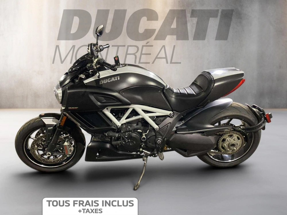 2015 Ducati Diavel Carbon alt