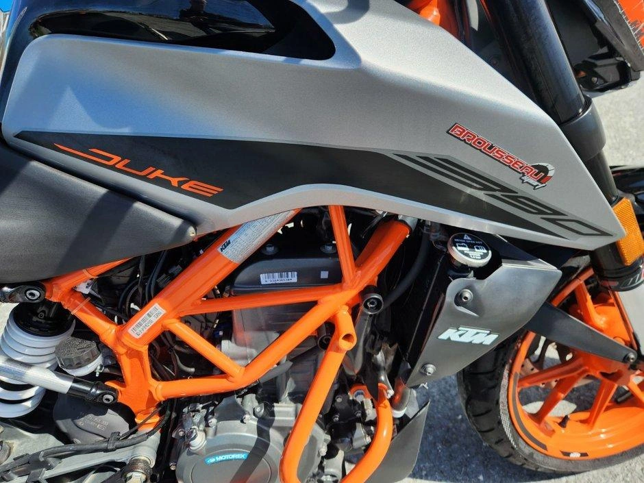 Ktm Duke 390 2022 alt