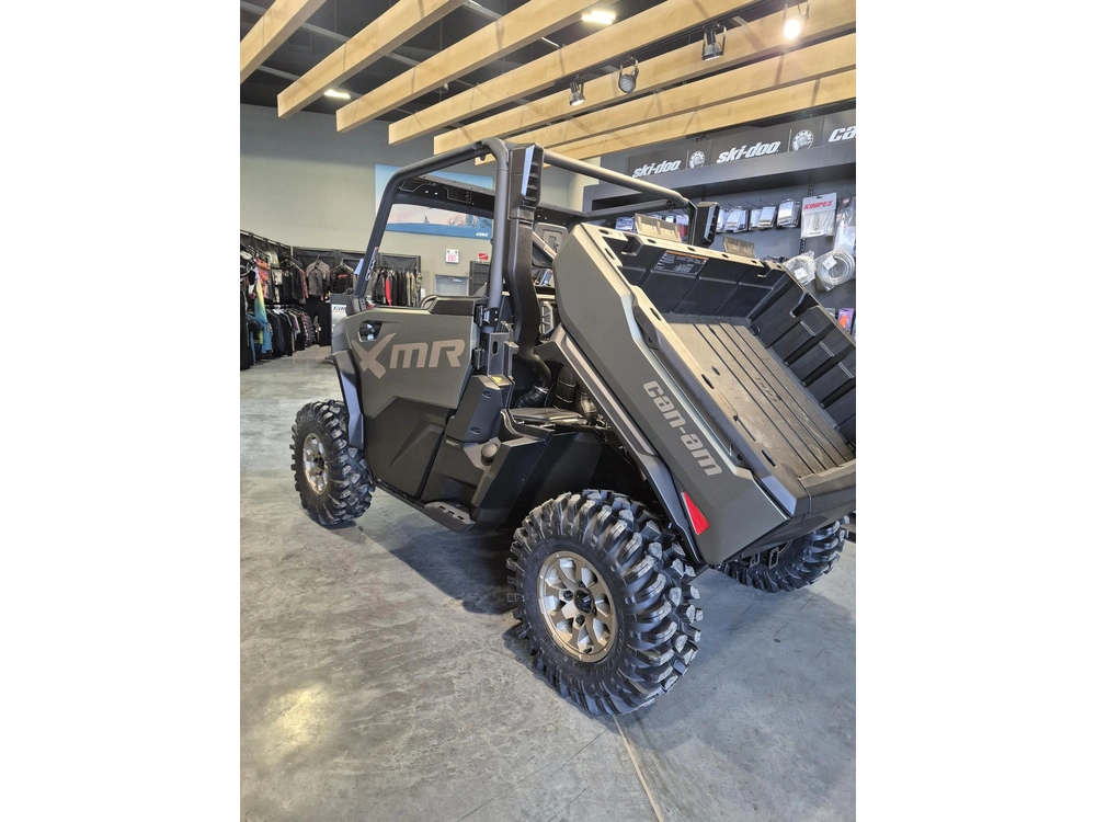 2026 Can-am Defender X Mr Hd11 With Half Doors Loft Green Satin alt