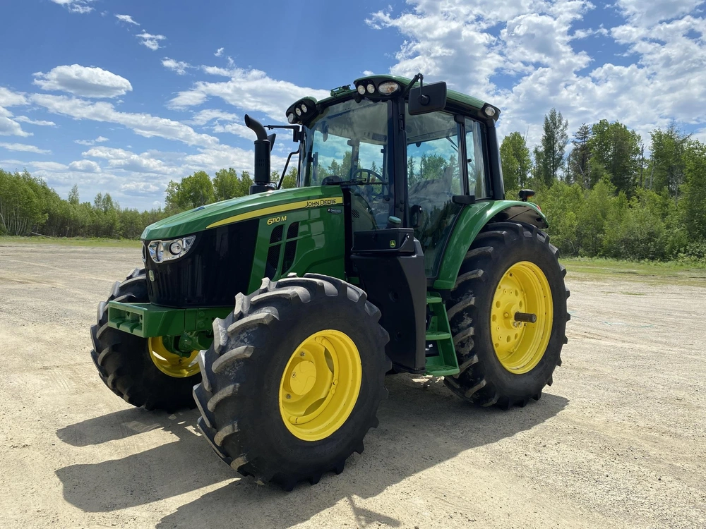 John Deere 6110m 2024 alt