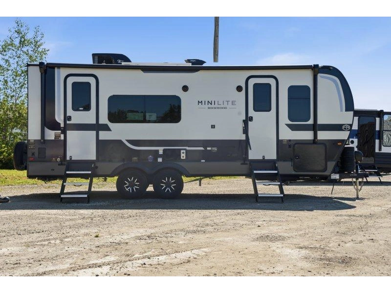 2026 Forest River Rockwood Mini Lite 2515s alt
