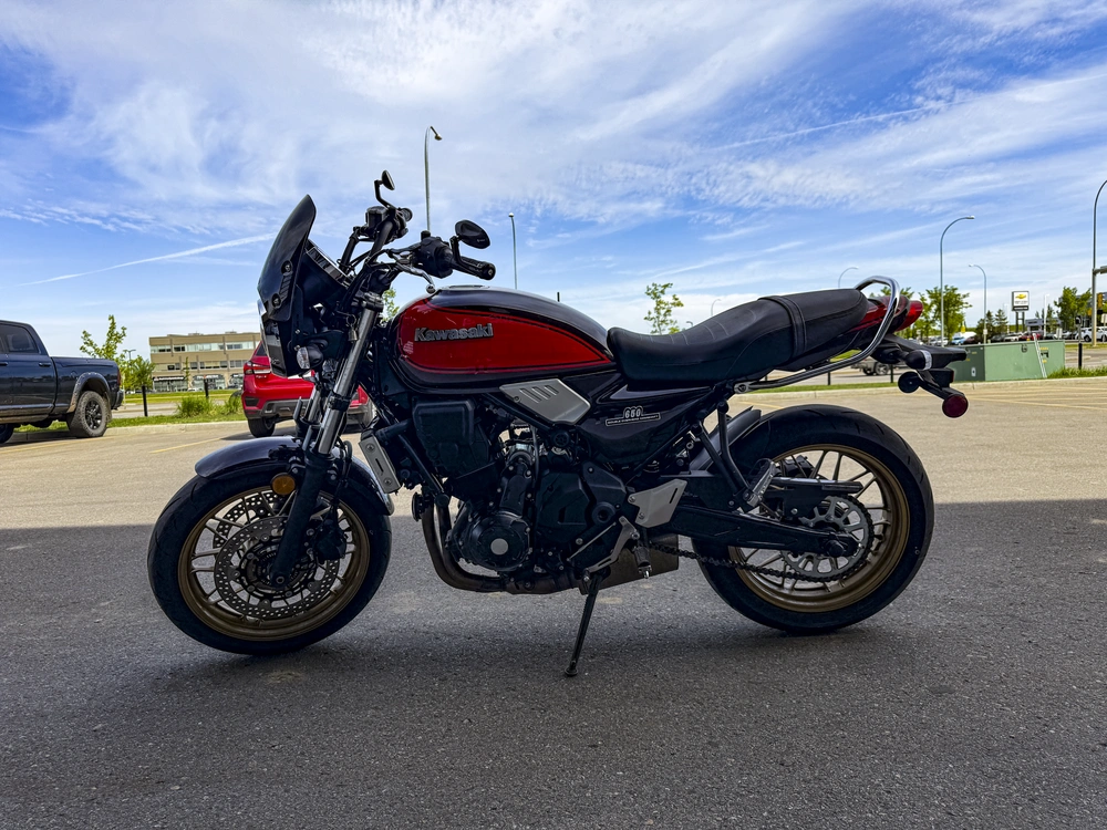 2022 Kawasaki Z650rs alt