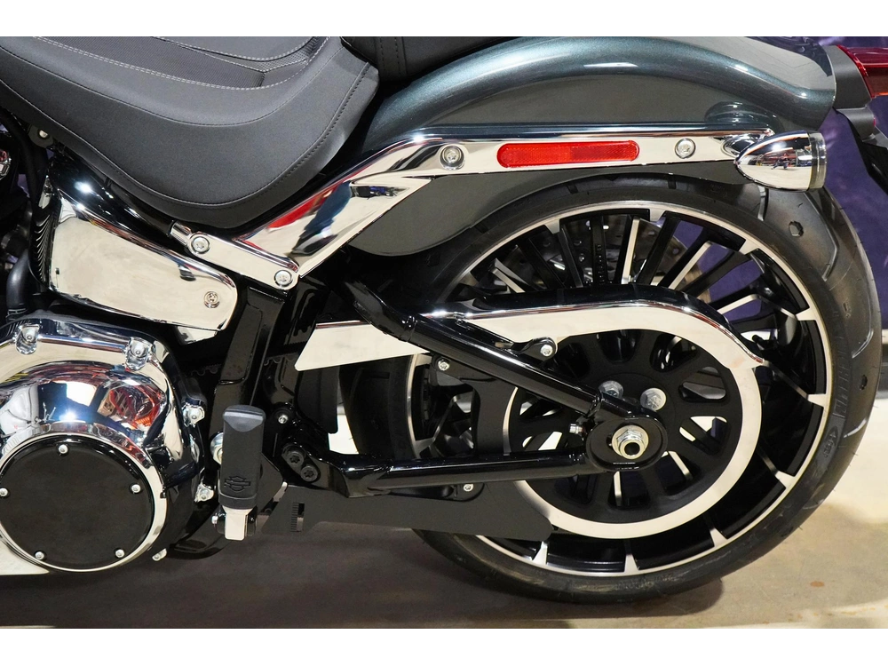 2026 Harley-davidson Fxbr Breakout alt