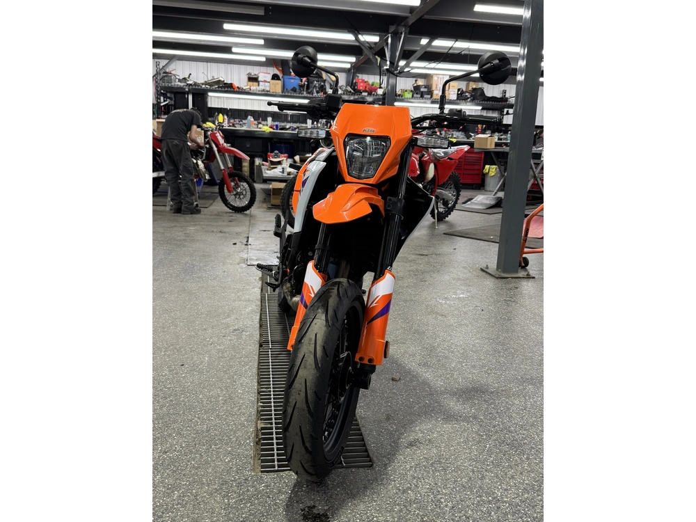 2026 Ktm 390 Smc R alt