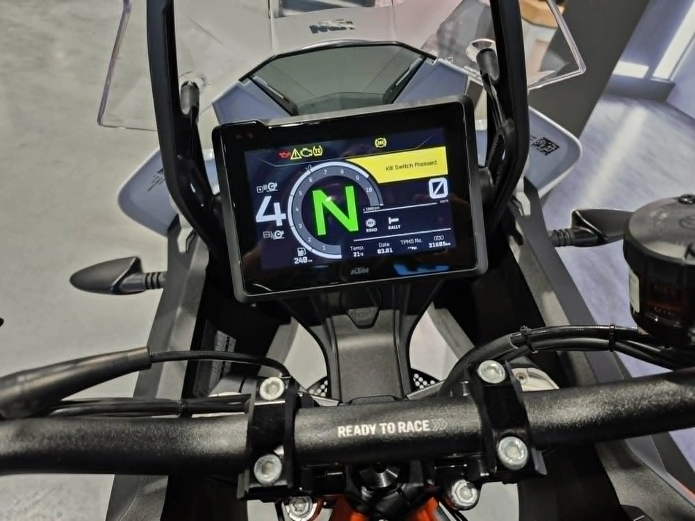 Ktm Super Adventure 1290 R 2023 alt