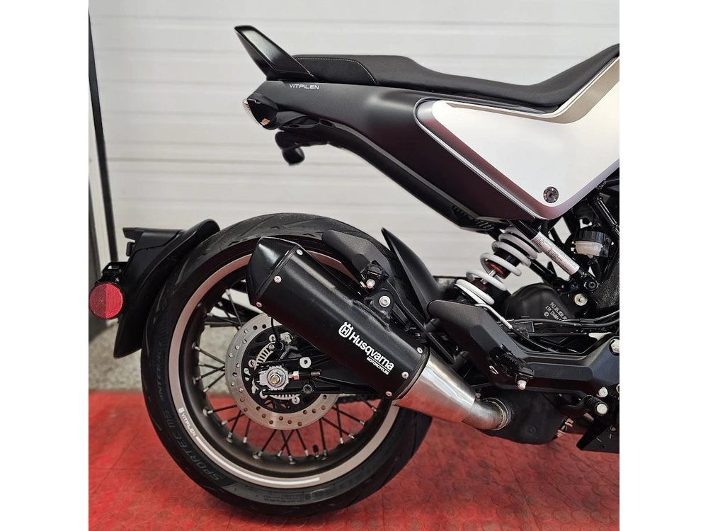 2021 Husqvarna Svartpilen 401 alt