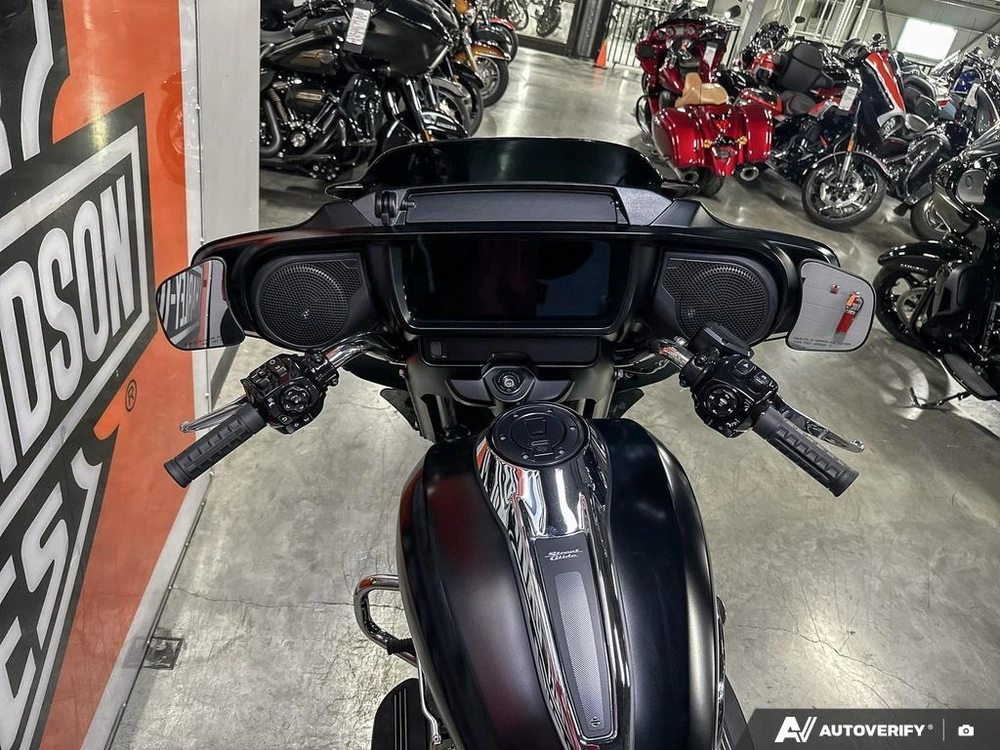 2024 Harley-davidson Street Glide alt