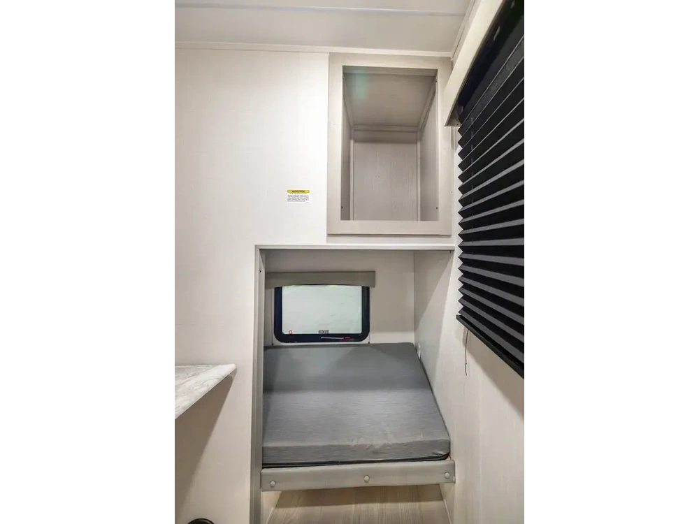 2026 Coachmen Clipper 282dorm alt