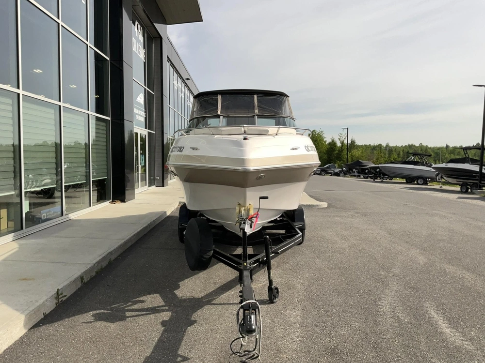 2006 Four Winns 255 Sundowner alt