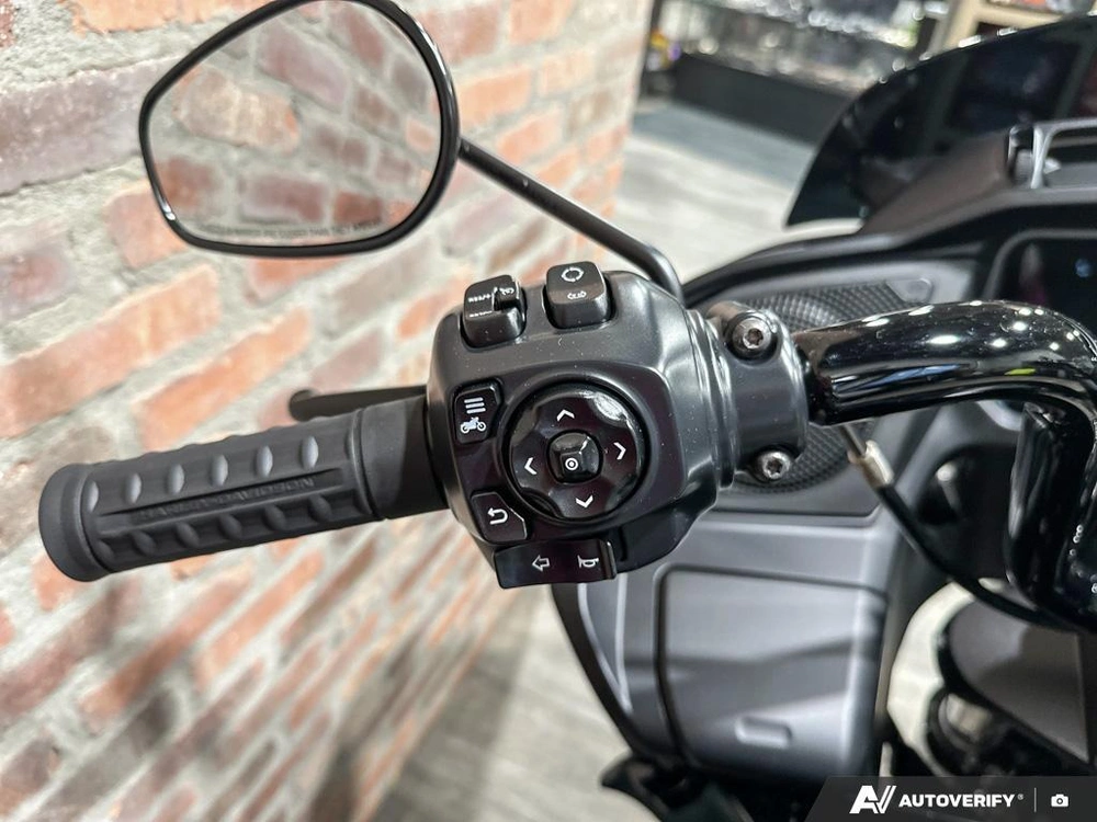 2026 Harley-davidson Road Glide alt