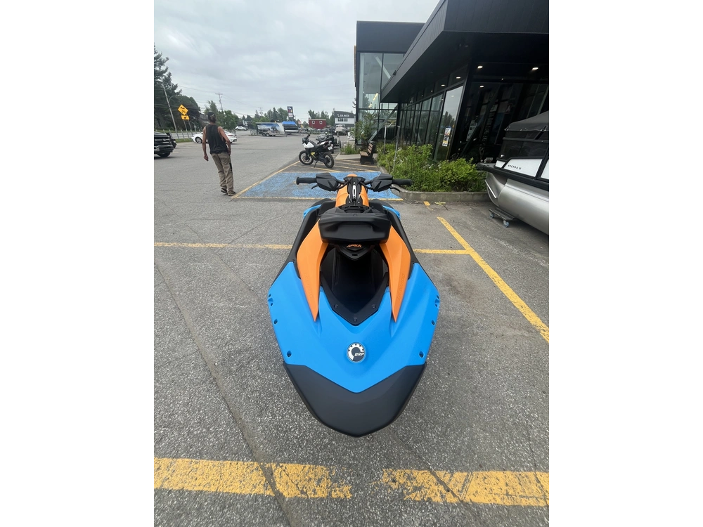 Sea-doo Spark Trixx 3 Places Audio 2026 alt