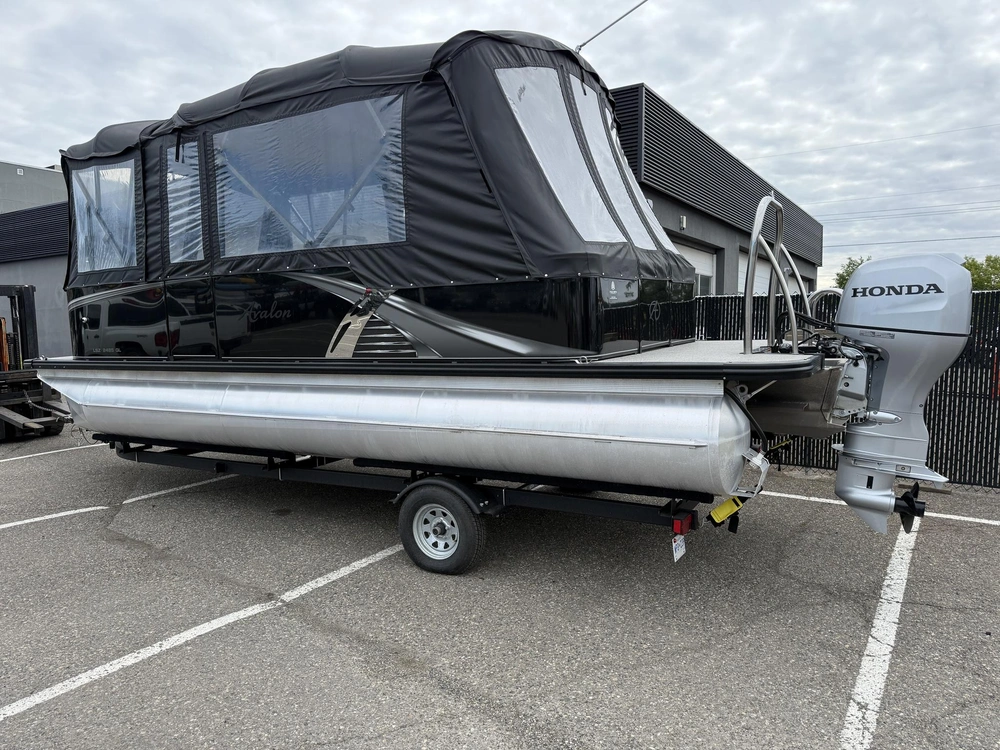 2022 Other Avalon Lsz Quad Lounge 24ft alt