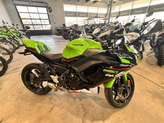 Kawasaki Ninja 650 Abs Kawasaki Racing Team Krt Ninja650 Ninja Ex 650 Ex650 Impeccable 2022 alt