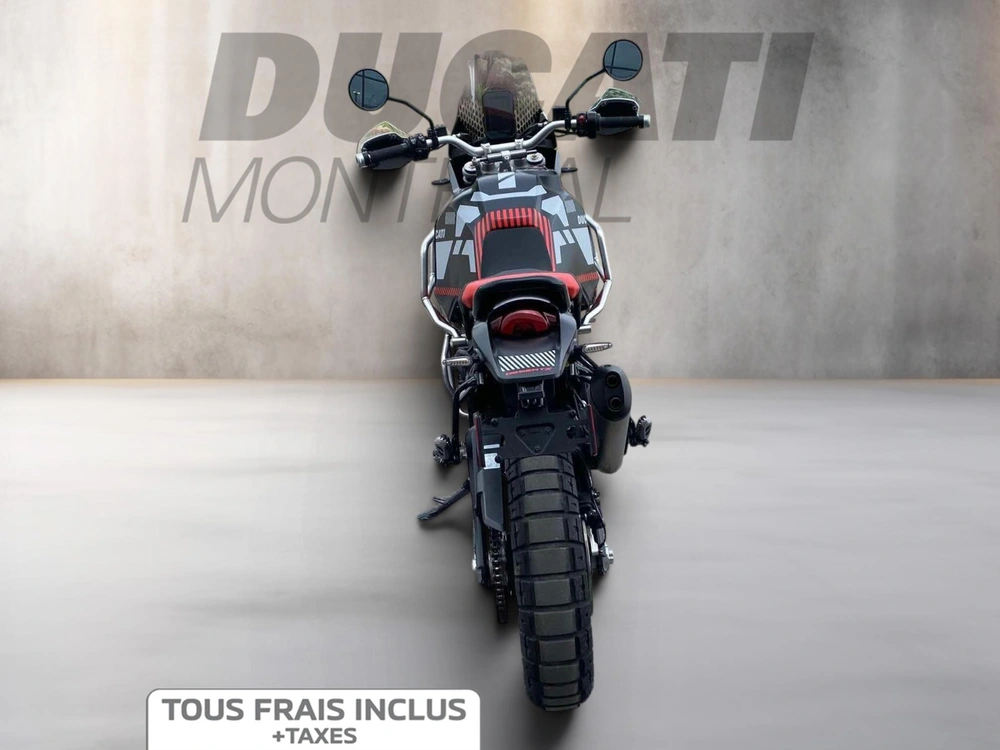 2023 Ducati Desertx alt