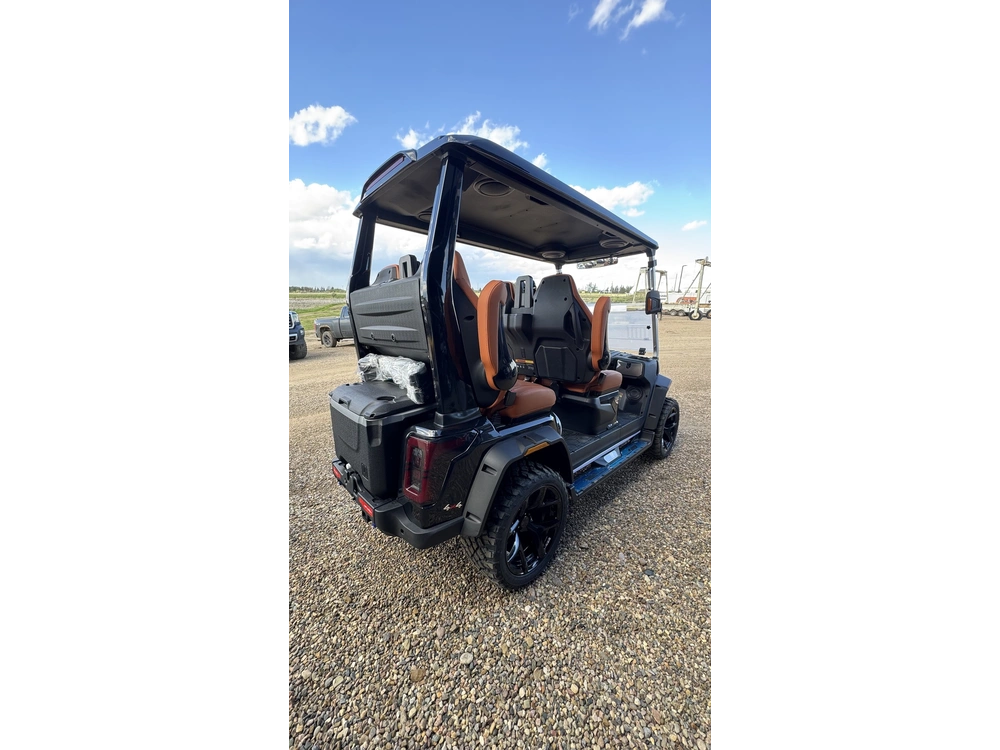 2026 Hdk D-max Xt4 alt