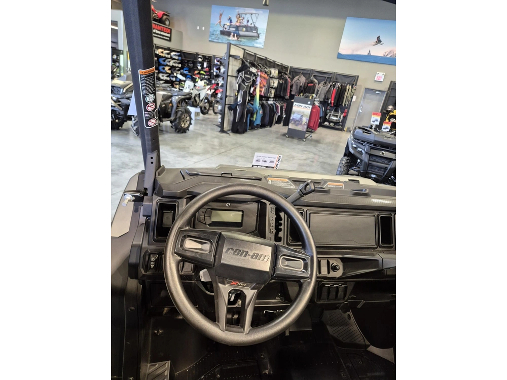 2026 Can-am Defender X Mr Hd11 With Half Doors Loft Green Satin alt