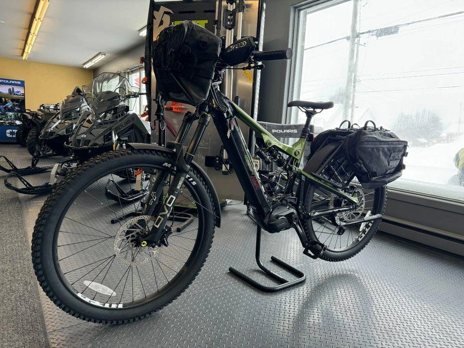 2023 Intense Recon Mx Sm/md alt