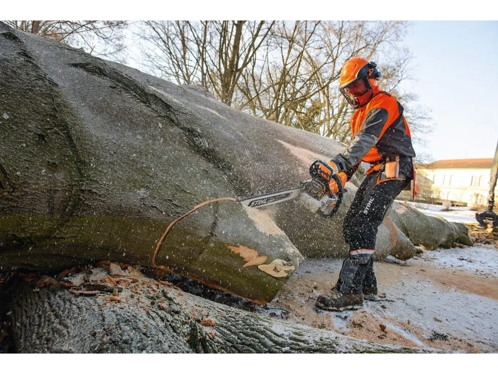 2026 Stihl Ms 661 C-m Chainsaw 32" alt