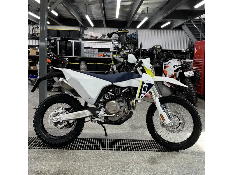 2027 Husqvarna 701 ENDURO
