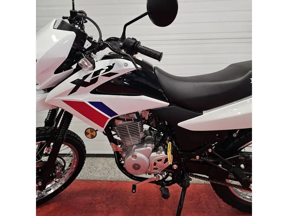 2026 Honda Xr150l alt