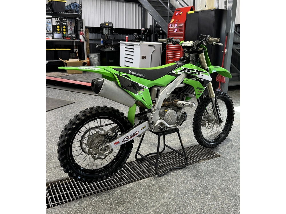 2023 Kawasaki Kx250f alt