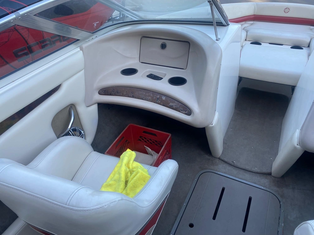 2001 Bryant Boats Inc 197 alt