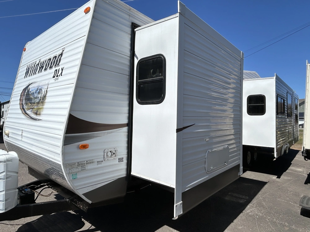 2014 Wildwood 402qbq alt