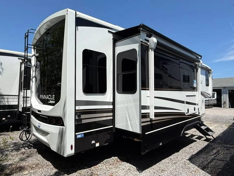 Jayco Pinnacle 32rlts 2027 alt