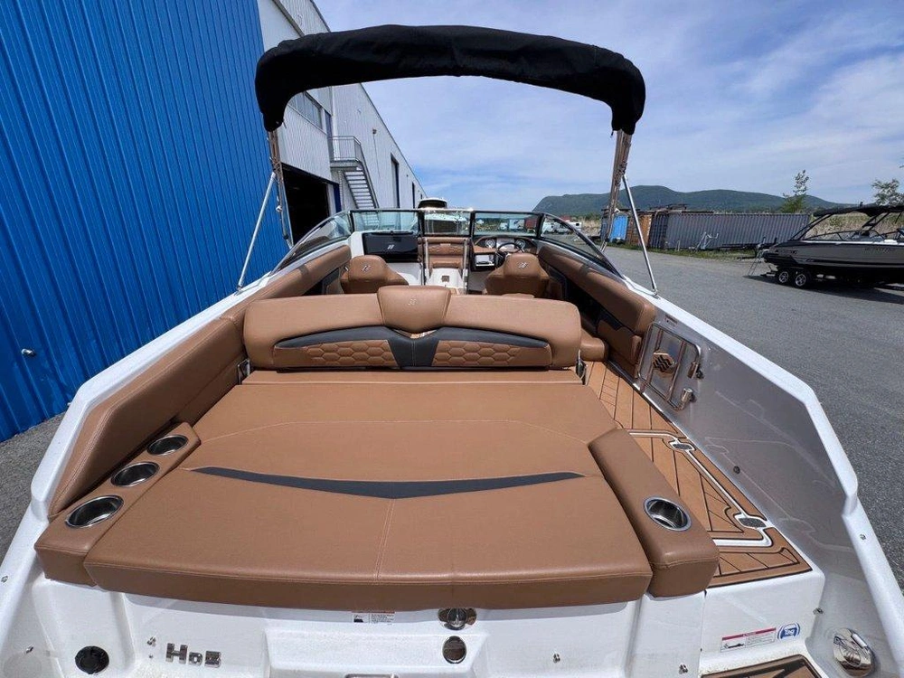 Four Winns Hd5 Mercruiser 6.2l / Bravo 3 2024 alt