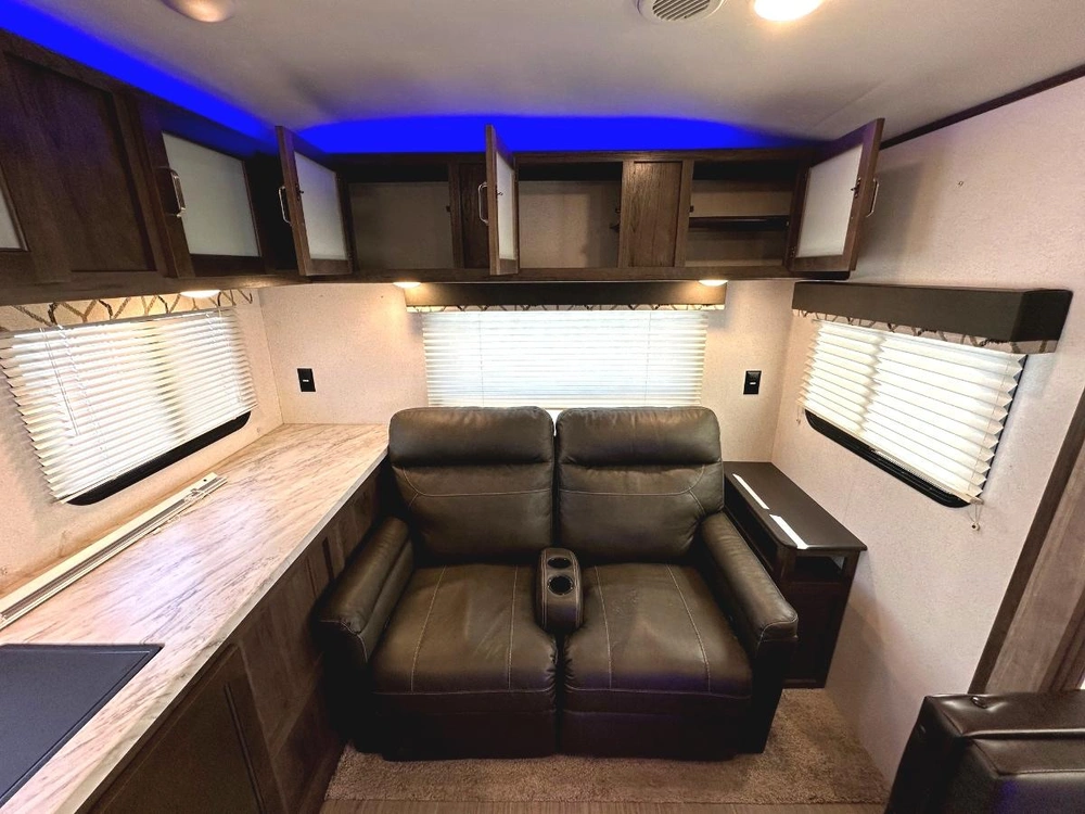 2020 Keystone Rv Passport Ultra-lite Gt Series 2521rl alt