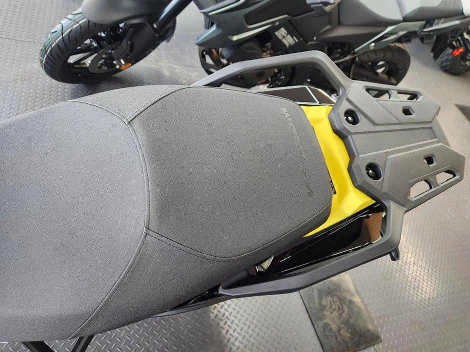 Suzuki V-strom 800 2026 alt